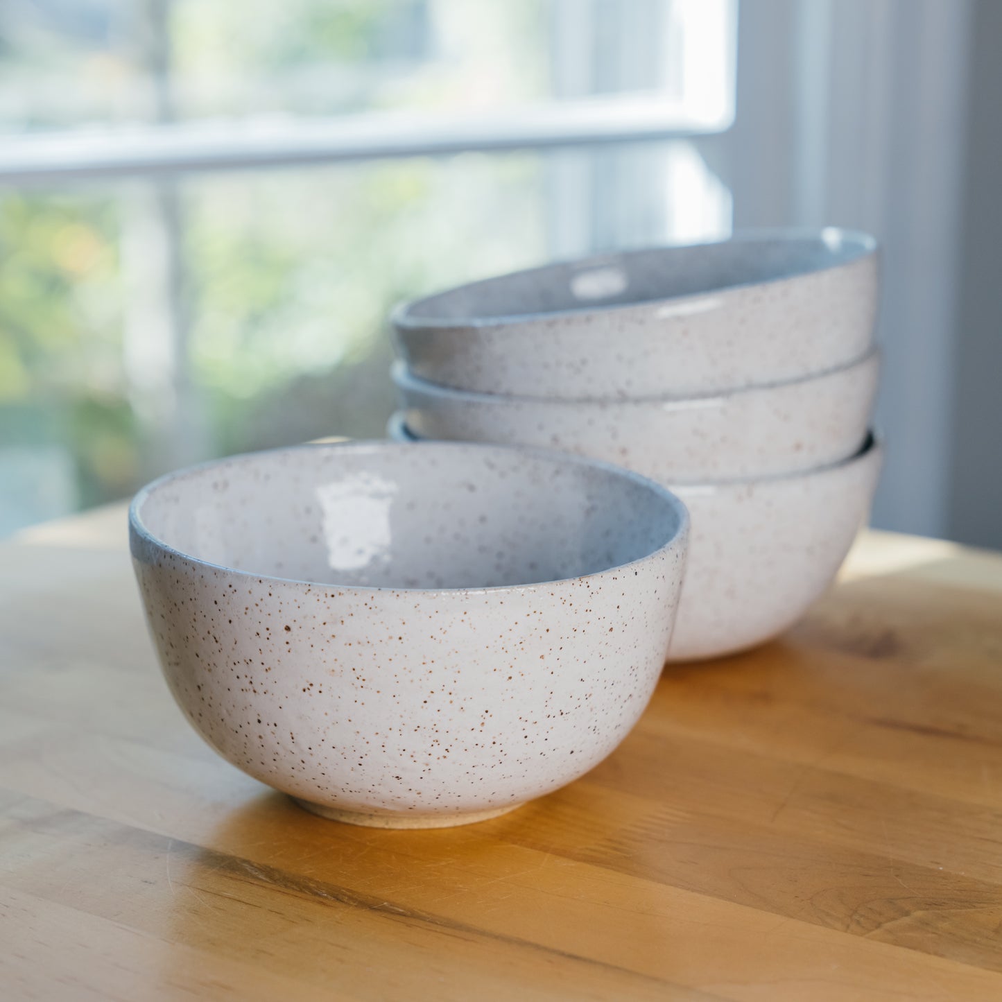 White Medium Bowls (Set of 4)