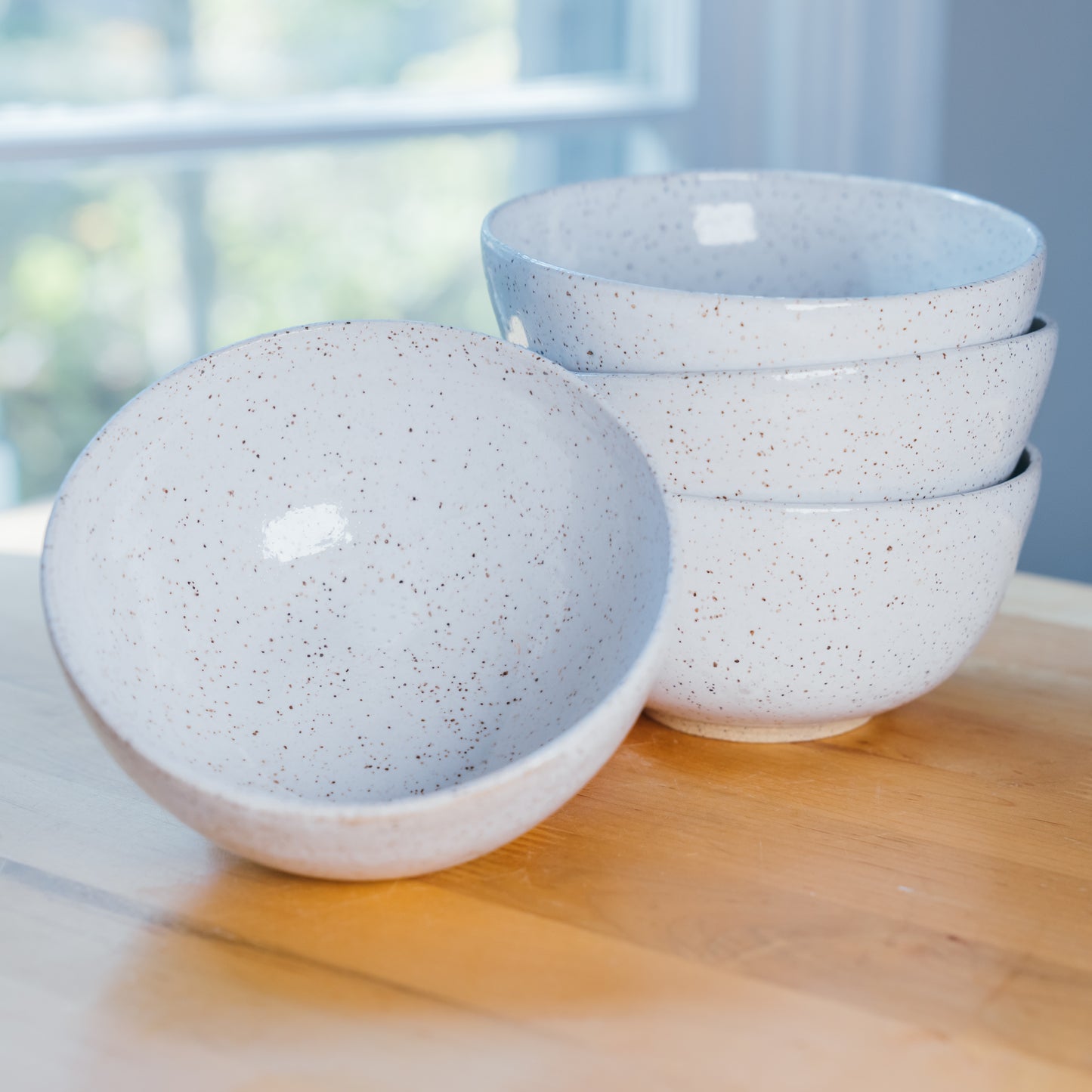 White Medium Bowls (Set of 4)