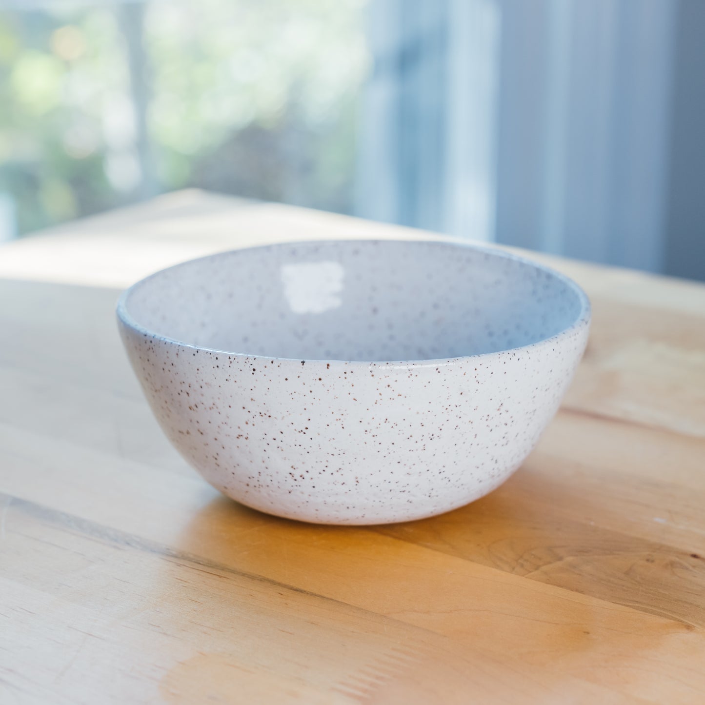 White Medium Bowls (Set of 4)