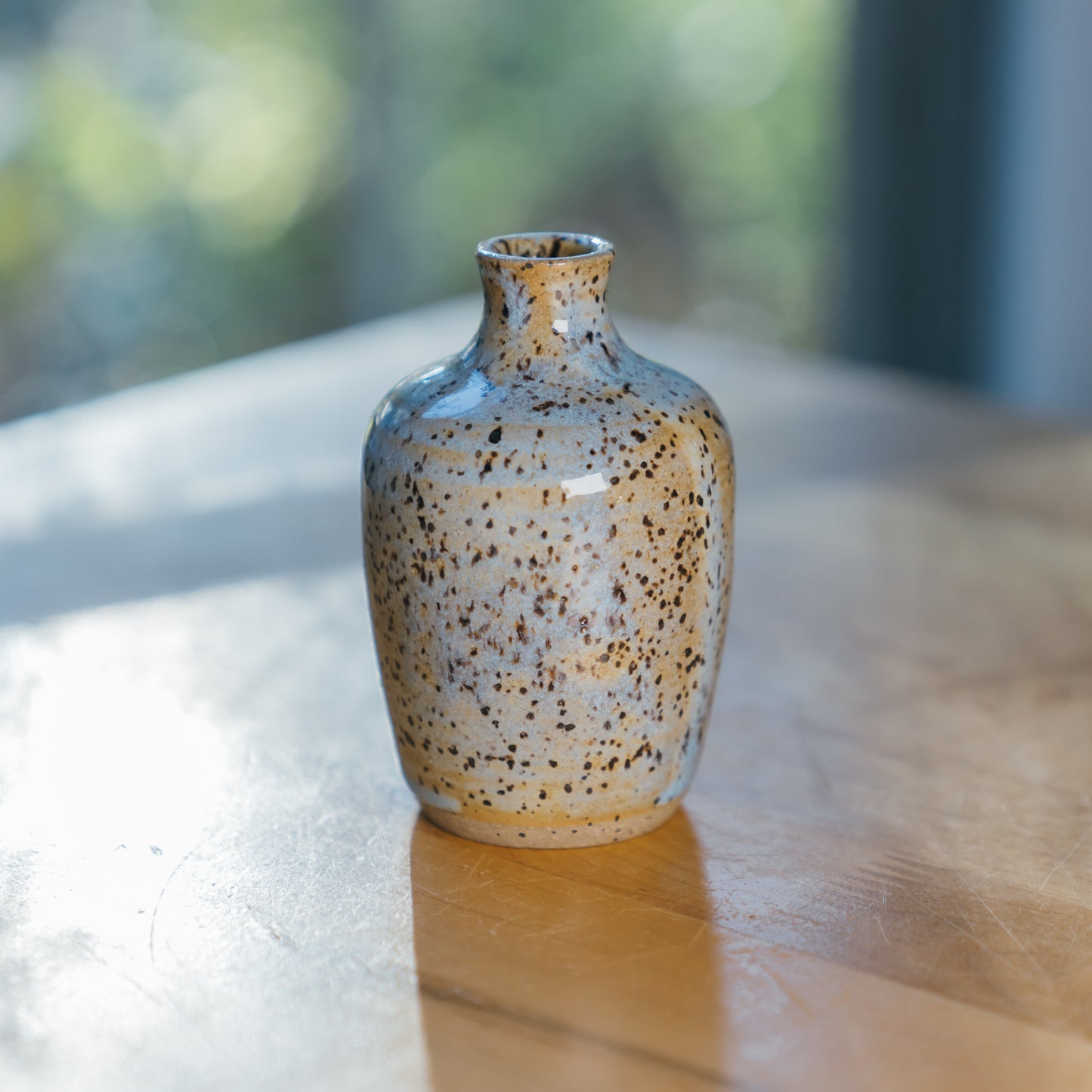 Pebble Beach Bud Vase