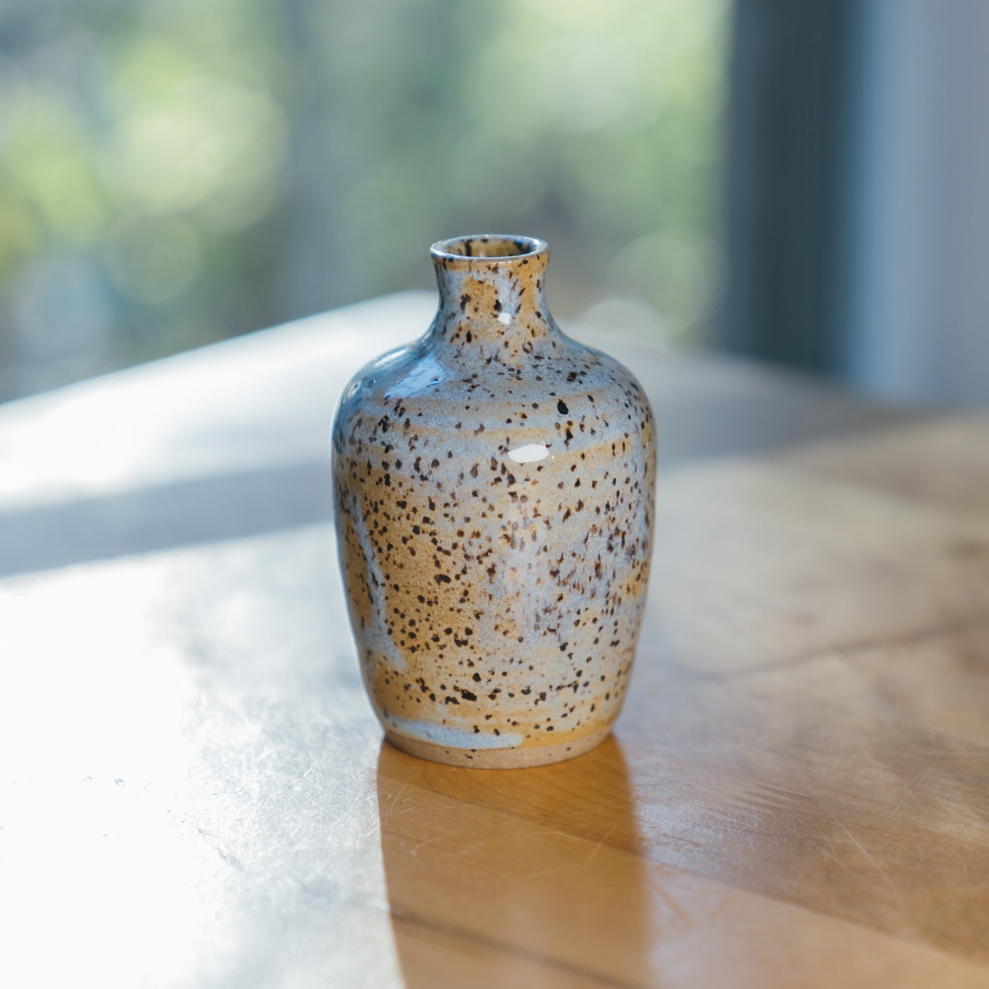 Pebble Beach Bud Vase