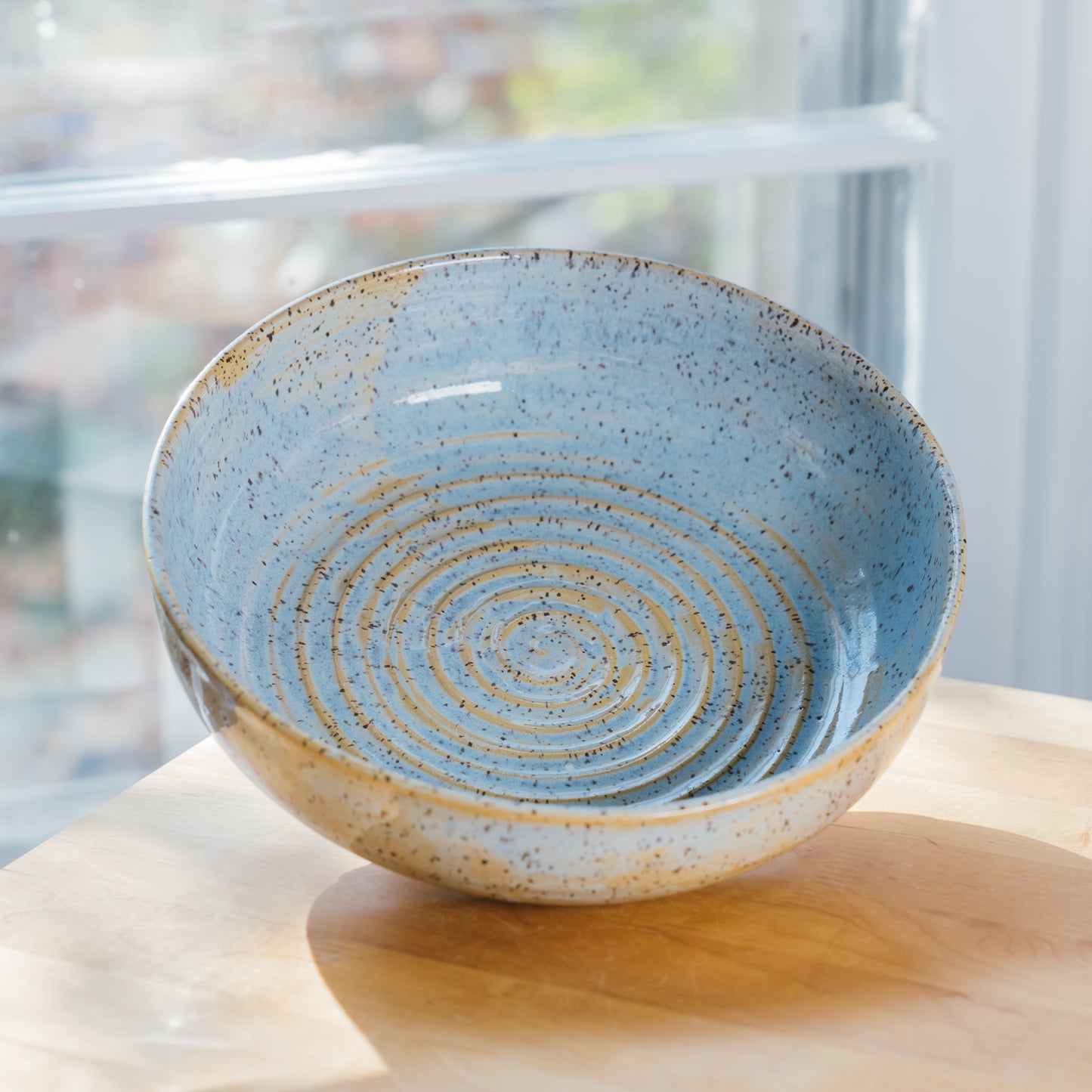 Medium Pebble Beach Serving Bowl